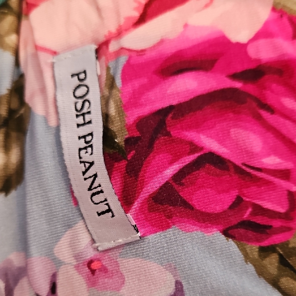 Posh Peanut Floral Blanket - Pink and Blue - Picture 3 of 4